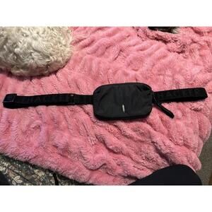 Thacker crossbody bum bag